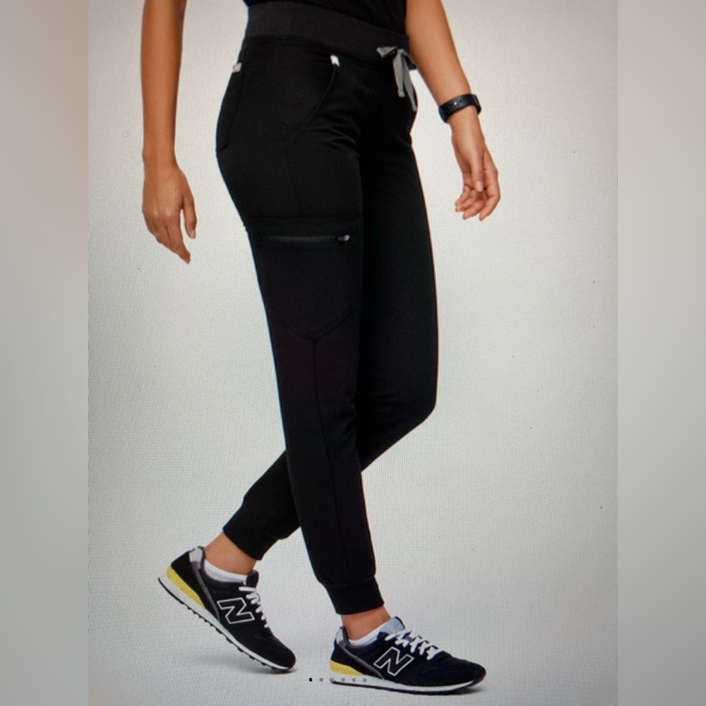 NWT Figs W_Zamora 2.0 Jogger Petite Small Black